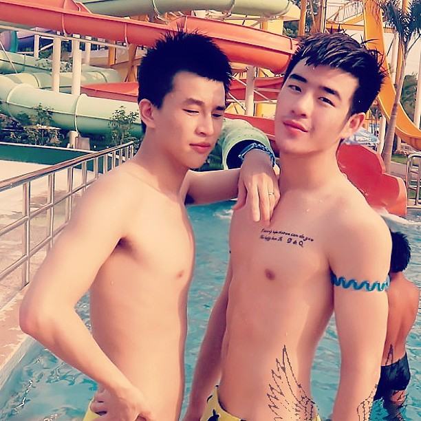 เฮ้ย ! นี้มันผู้ชายหนิ เยเย่เย้ !