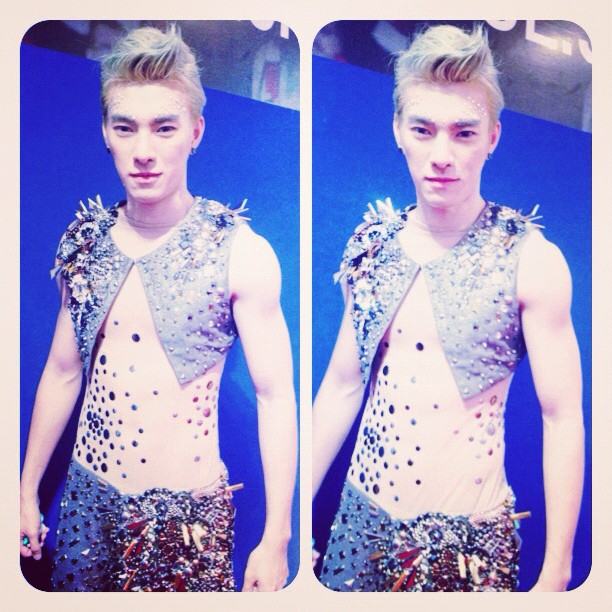 แบงค์ 1011 (ครูแบงค์ เดอะสตาร์)