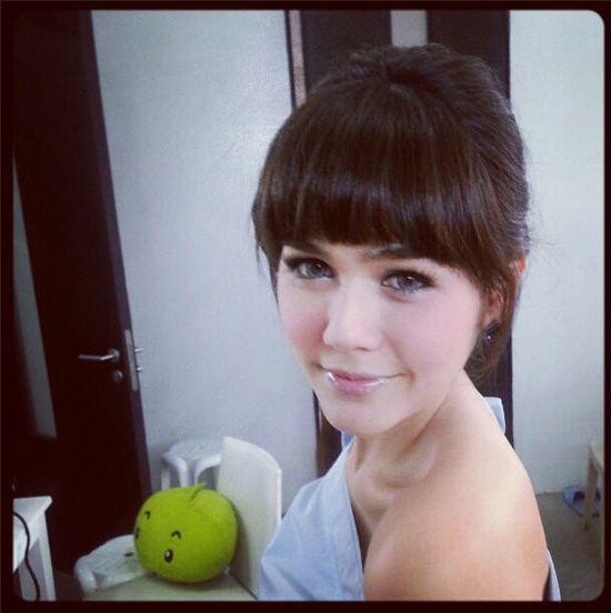 แฟชั่น ทรงผม ชมพู่ อารยา สวยเป๊ะ น่ารักทุกทรง!!