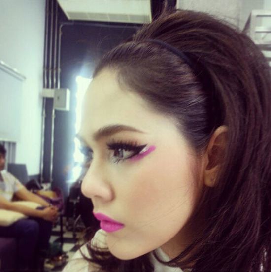 แฟชั่น ทรงผม ชมพู่ อารยา สวยเป๊ะ น่ารักทุกทรง!!