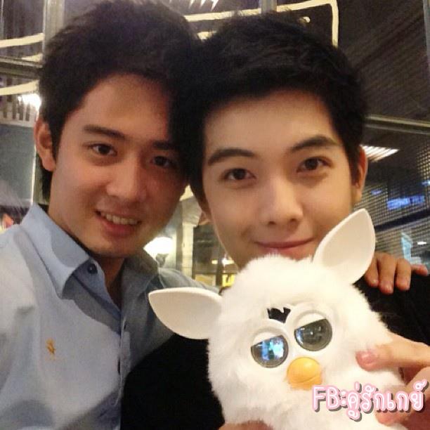 คู่รักเกย์ 2