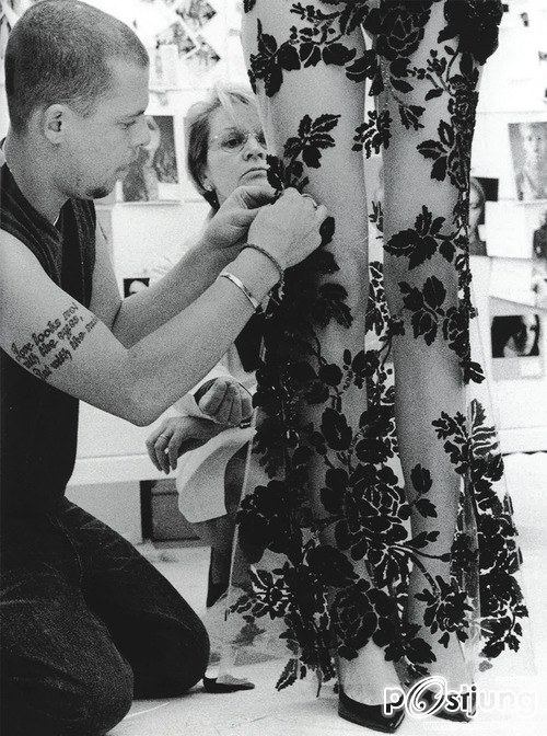 คนรัก ALEXANDER MCQUEEN 02