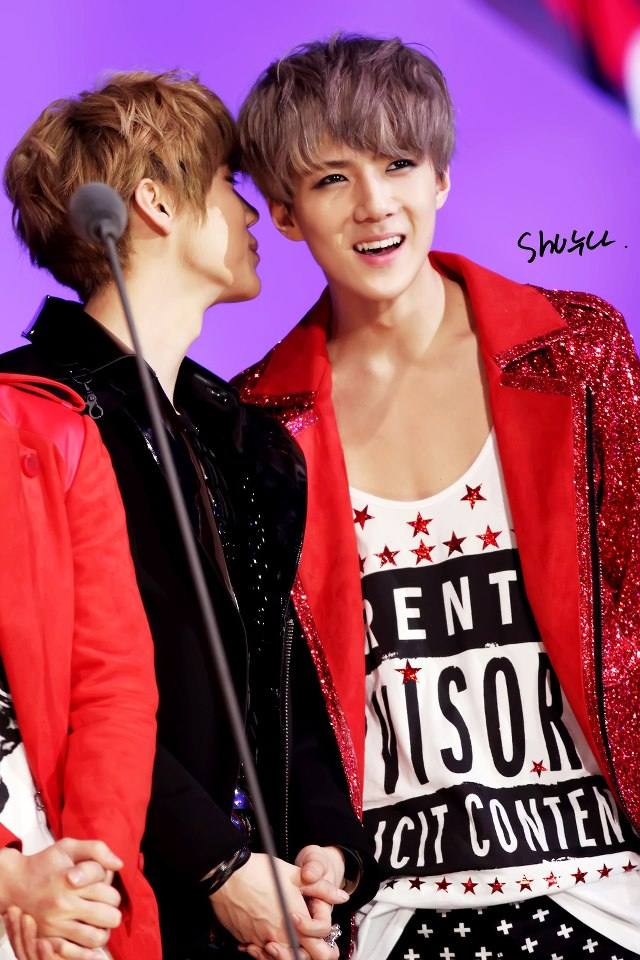 EXO - Sehun & Luhan (HunHan)