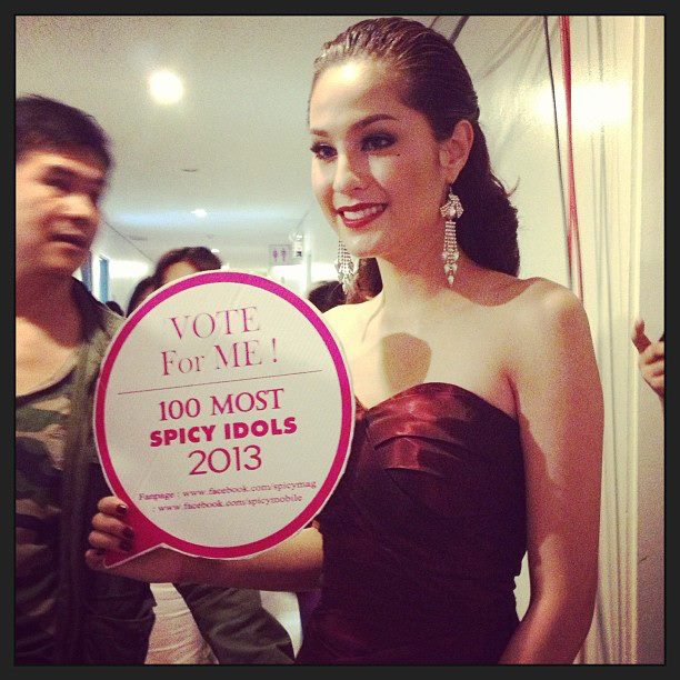 ขวัญ อุษามณี งาน top award สวยสง่ามาก