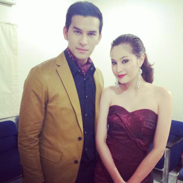 ขวัญ อุษามณี งาน top award สวยสง่ามาก
