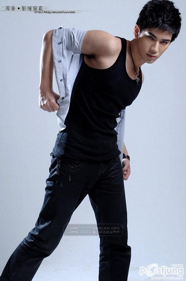 ดูนายคนนี้กัน