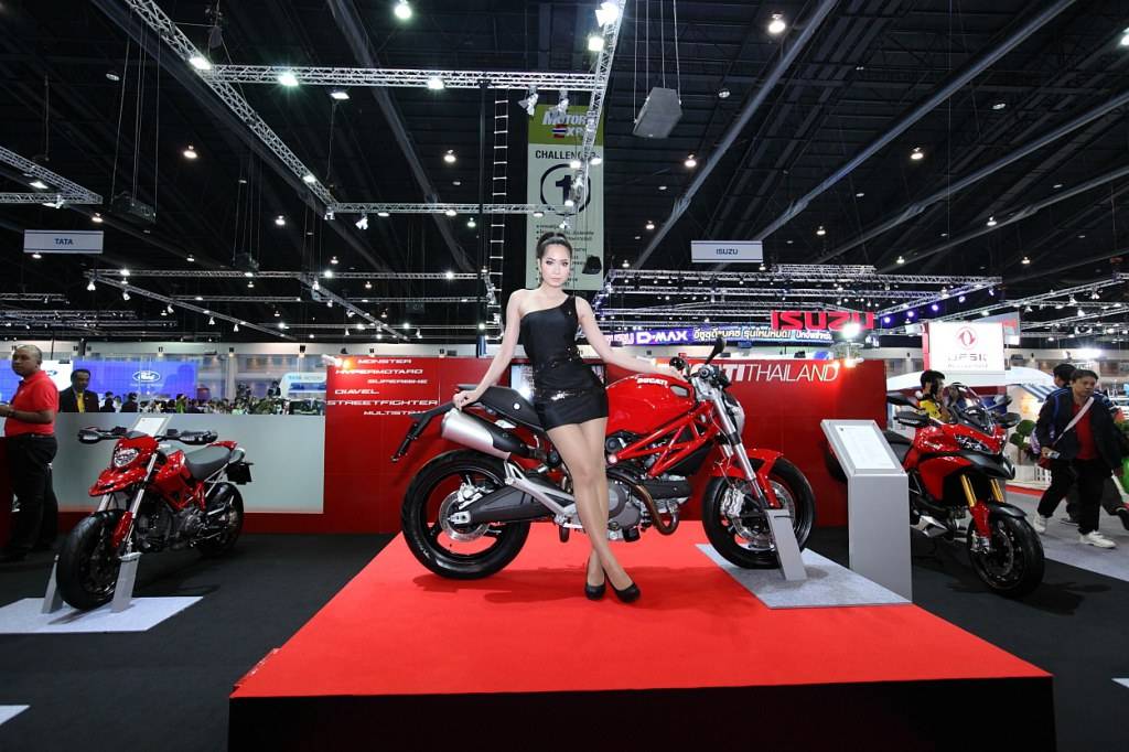 มาดูพริตตี้ Ducati กัน