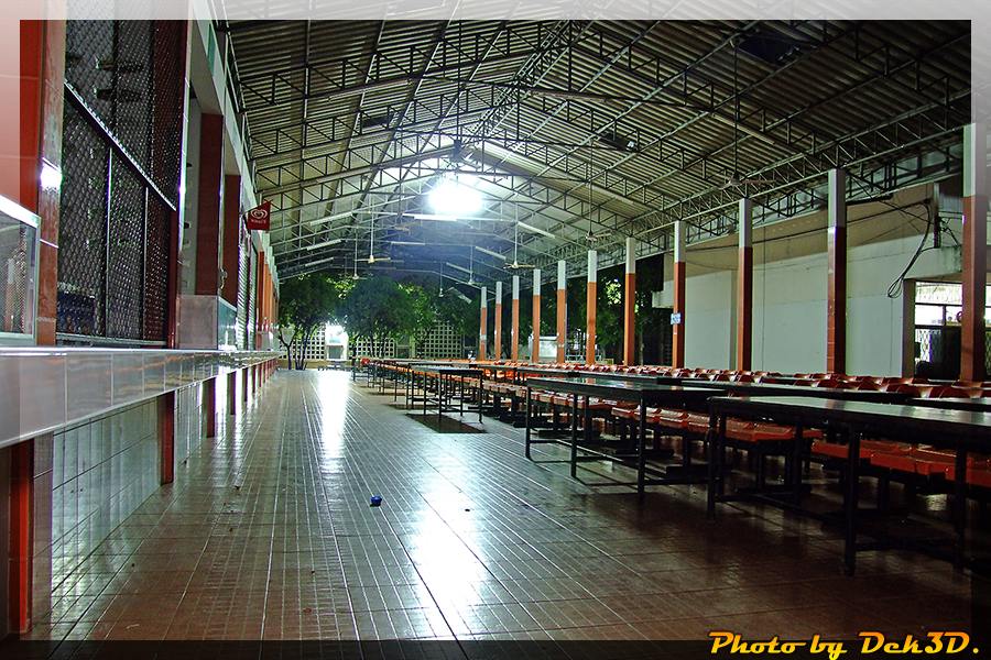 แฟชั่นเสื้อผ้า + เฟอร์บี้ จาก ผอ. โรงเรียนแก่นนครวิทยาลัย จังหวัดขอนแก่น แนวมากๆ