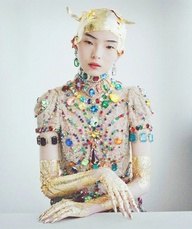 แฟชั่นสุภาพสตรี 01