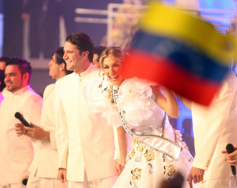 มาดูกัน ประเทศVenezuela เค้าต้อนรับนางงามจักรวาลอย่างไร