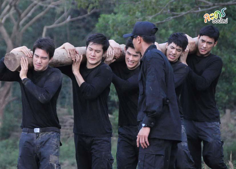&ldquo;ผู้กองจ๋า&rdquo; จับหนุ่มๆ ทดสอบเข้ม