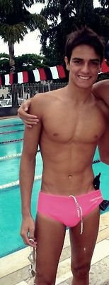 หล่อมาคู่หุ่นดี