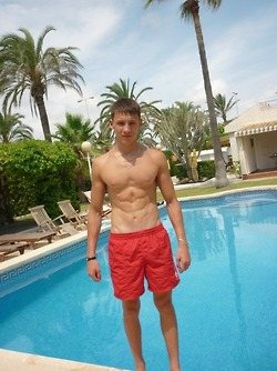 หล่อมาคู่หุ่นดี