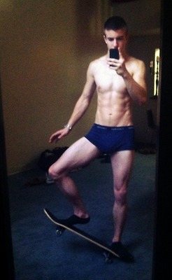หล่อมาคู่หุ่นดี