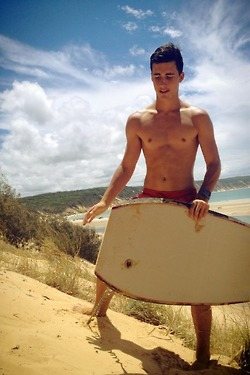 กล้ามหล่อหน้าดี