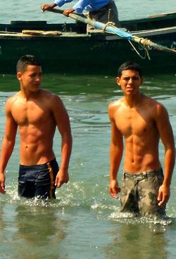 ฝรั่งกล้ามหล่อ