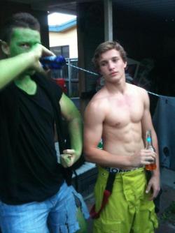 ฝรั่งกล้ามหล่อ