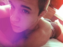ฝรั่งกล้ามหล่อ