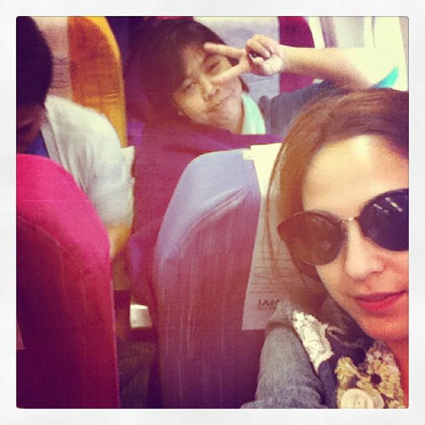 ขวัญ อุษามณี กับแว่นตาสุดเท่ห์