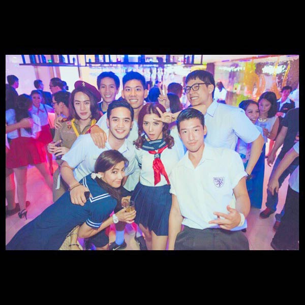 เก็บตก! ปาร์ตี้ชุดนักเรียนของ ไอซ์ - เอมี่ - กิ๊บซี่