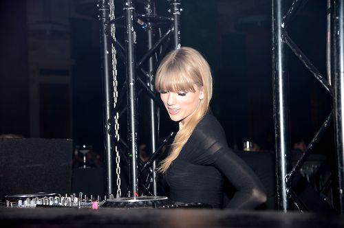 Taylor Swift @ After Party