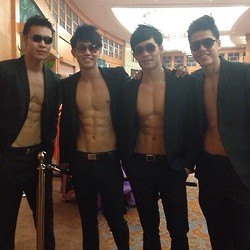ถอดโชว์เรือนร่าง 128
