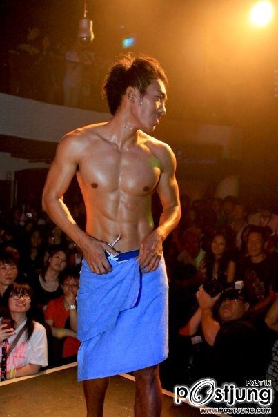 ถอดโชว์เรือนร่าง 128