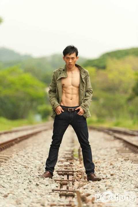 ถอดโชว์เรือนร่าง 128