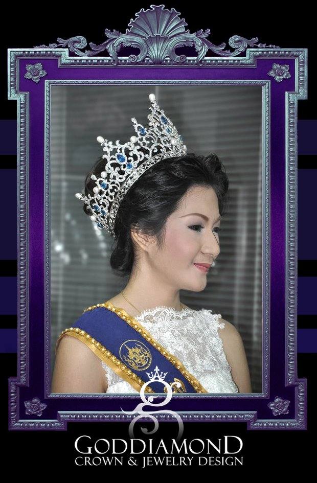 สาวงามกับมงกุฎทรงคุณค่าจาก GOD DIAMOND คุณค่าที่เธอคู่ควร
