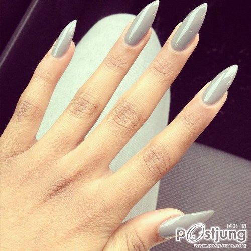 แฟชั่นสุภาพสตรี 04