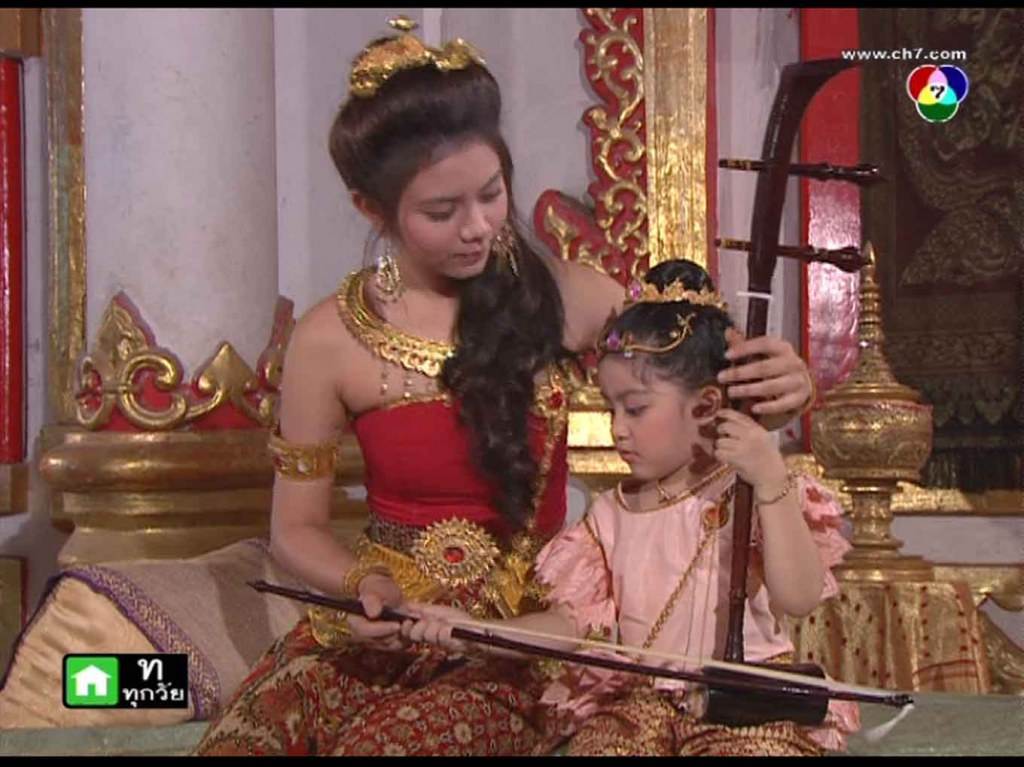 สำหรับคนชอบ ลครพื้นบ้าน เจ้าหญิงแตงอ่อน เจ้า