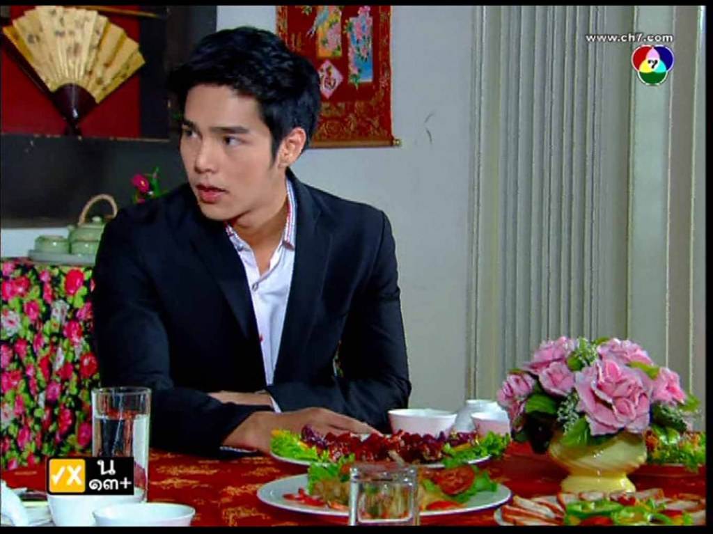หล่อวะ  อึ้ม