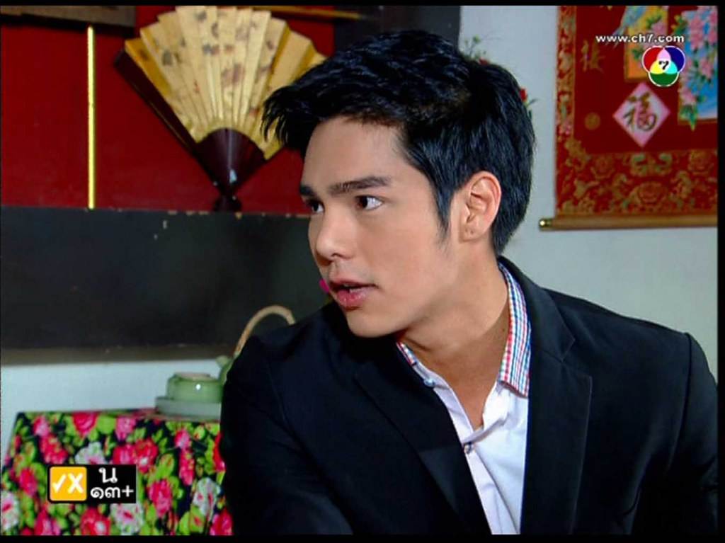 หล่อวะ  อึ้ม