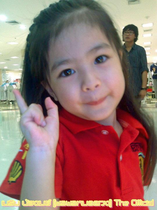 น้องอันดา หรือ น้องเมย์