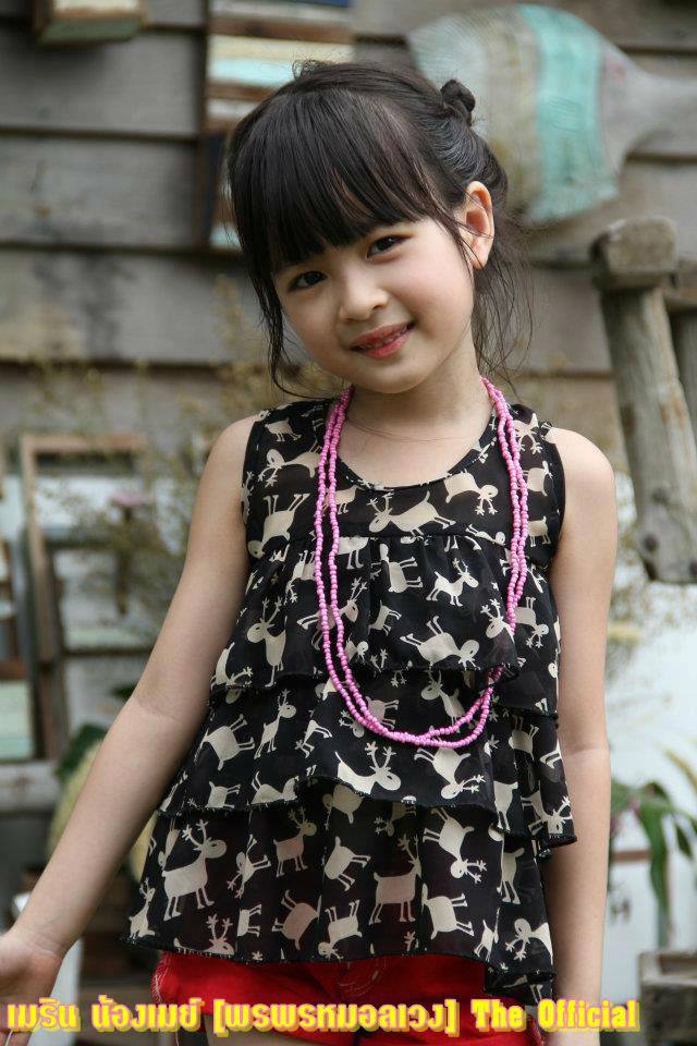 น้องอันดา กุลฑีรา หรือ น้องเมย์ จากละคร พรพรหมอลเวง