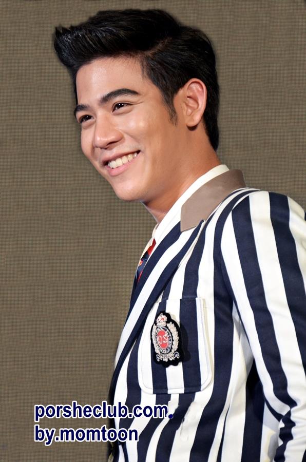 พอร์ช ศรัณย์ @ งานเดินแบบงาน CENTRAL/ZEN THE SOUND OF BEAUTY