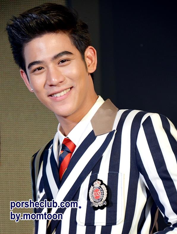พอร์ช ศรัณย์ @ งานเดินแบบงาน CENTRAL/ZEN THE SOUND OF BEAUTY