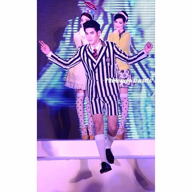 พอร์ช ศรัณย์ @ งานเดินแบบงาน CENTRAL/ZEN THE SOUND OF BEAUTY