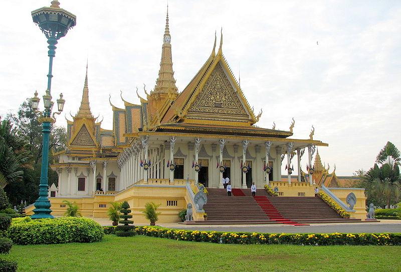 พระราชวังเขมรินทร์แห่งกรุงพนมเปญกัมพูชา