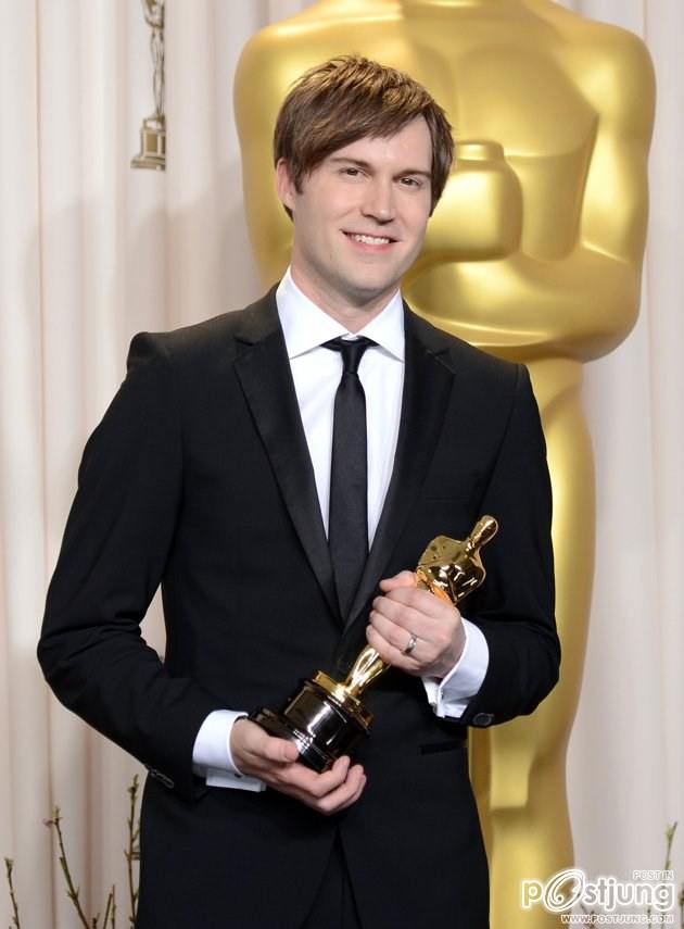 ผู้คว้ารางวัล Oscars 2013