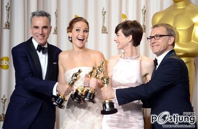 ผู้คว้ารางวัล Oscars 2013