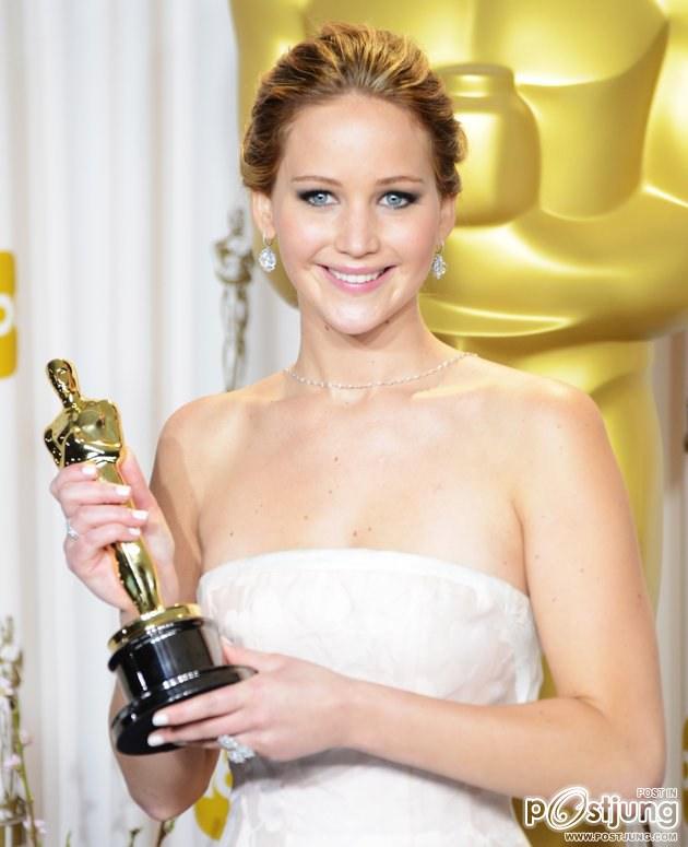 ผู้คว้ารางวัล Oscars 2013
