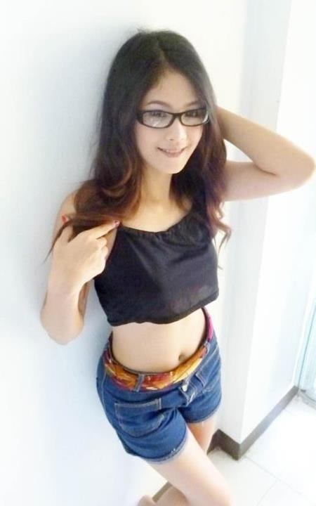 ตัวเล็ก ชนากานต์ สาวสวยที่กำลังก้าวสู่วงการ (ชอบเป็นการส่วนตัว)