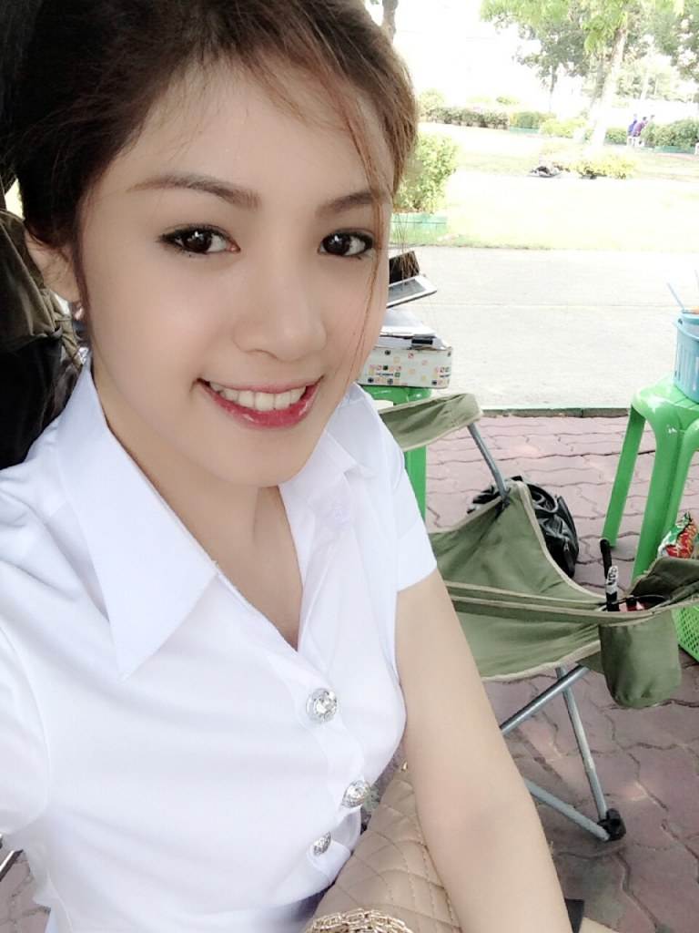 ตัวเล็ก ชนากานต์ สาวสวยที่กำลังก้าวสู่วงการ (ชอบเป็นการส่วนตัว)