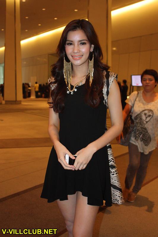 วิว วรรณรท สวย!!!!!