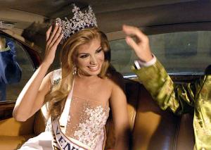 มงกุฎ Miss Venezuela รุ่นสมัย10ปีก่อน
