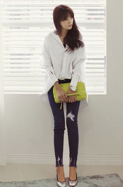 แฟชั่น กระเป๋าคลัทช์ เก๋ ๆ สำหรับวันชิล ๆ