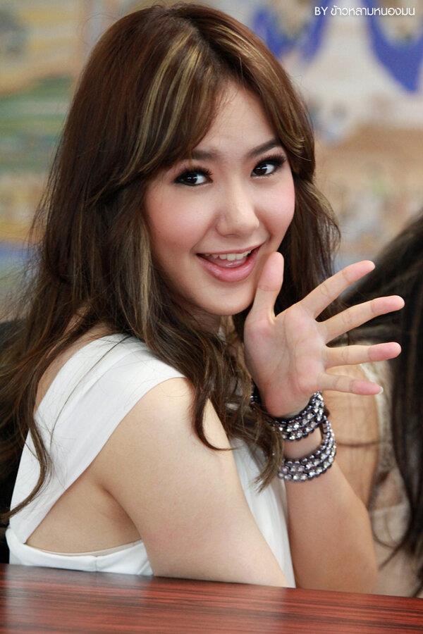 เชอรีน The Star 9