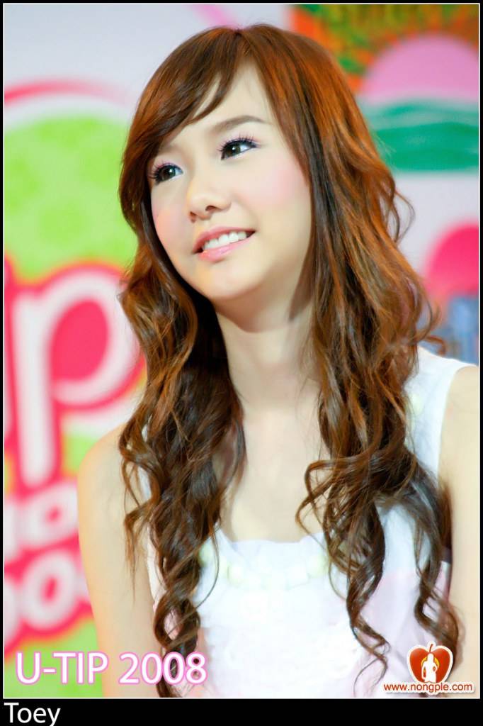 เต้ย ผมยาว แบ๊วๆๆ