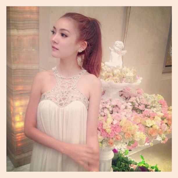 พลอย เดอะกิ๊ก ขาวเป๊ะ